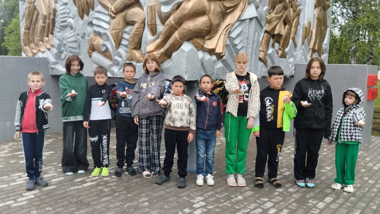 СВЕЧА ПАМЯТИ 2025.